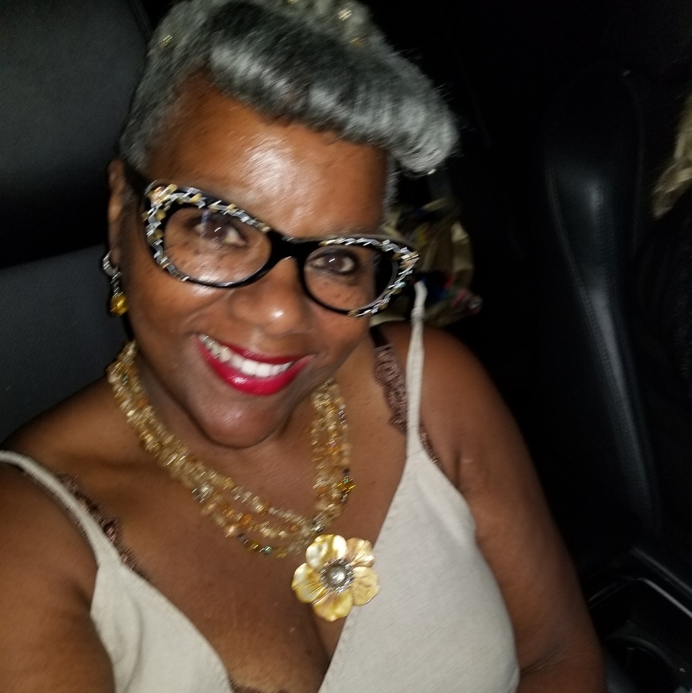 Just B. Seconds , High End Clothing & Accy.